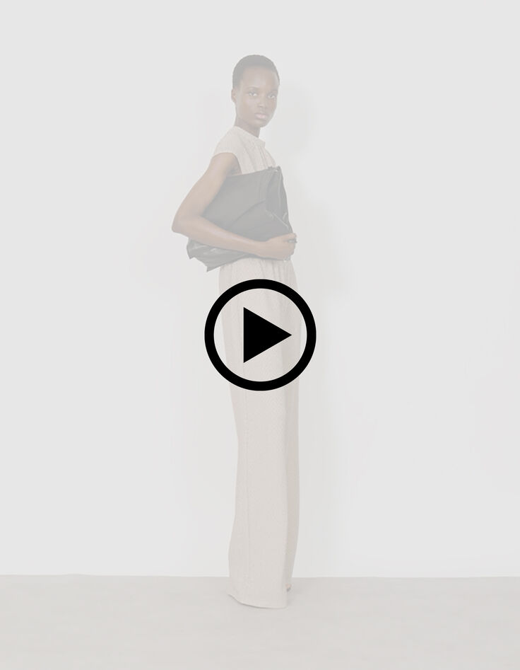 Dames jumpsuit met visgraatmotief in goud-10