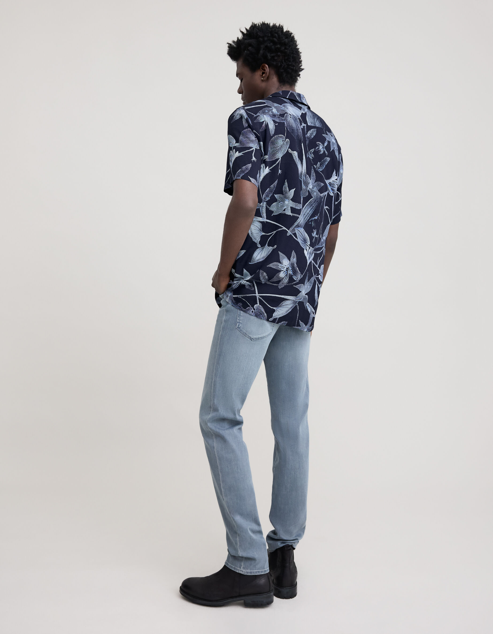 Men s REGULAR indigo maxi leaf print shirt IKKS