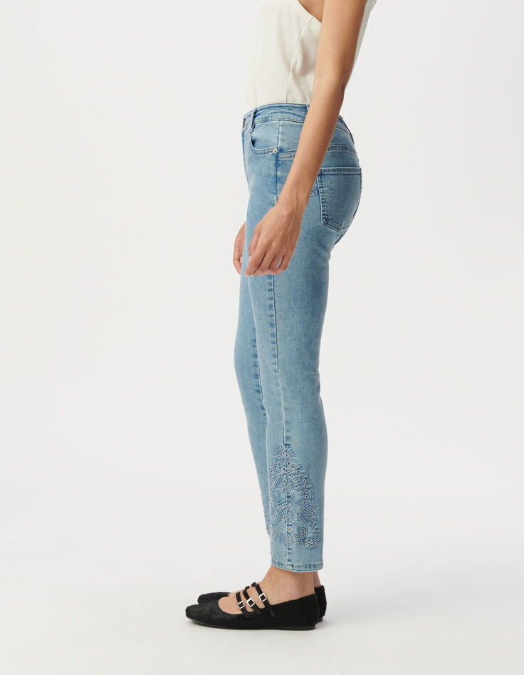 Blaue Slim-Damenjeans hoher Bund 7/8.-Dekor Stick-4 Blaue Slim-Damenjeans hoher Bund 7/8.-Dekor Stick-4