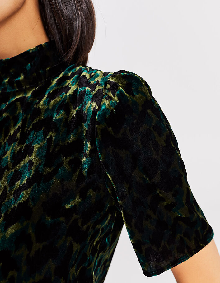 Women’s panther-print velvet short-sleeved top-4