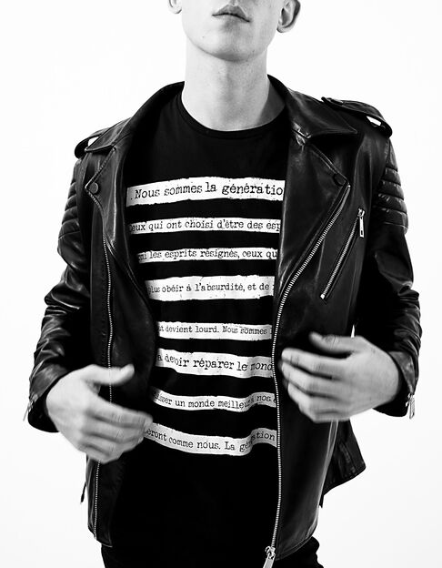 Tee-shirt noir Manifesto 1440 Leather Story Homme