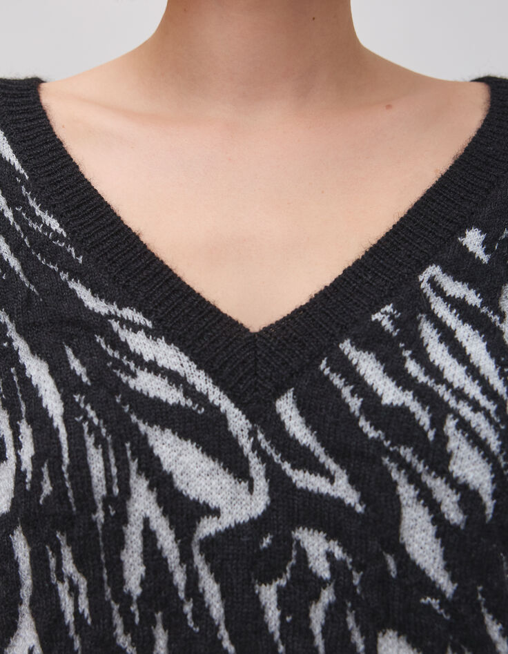 Women's black knit jacquard zebra sweater-7