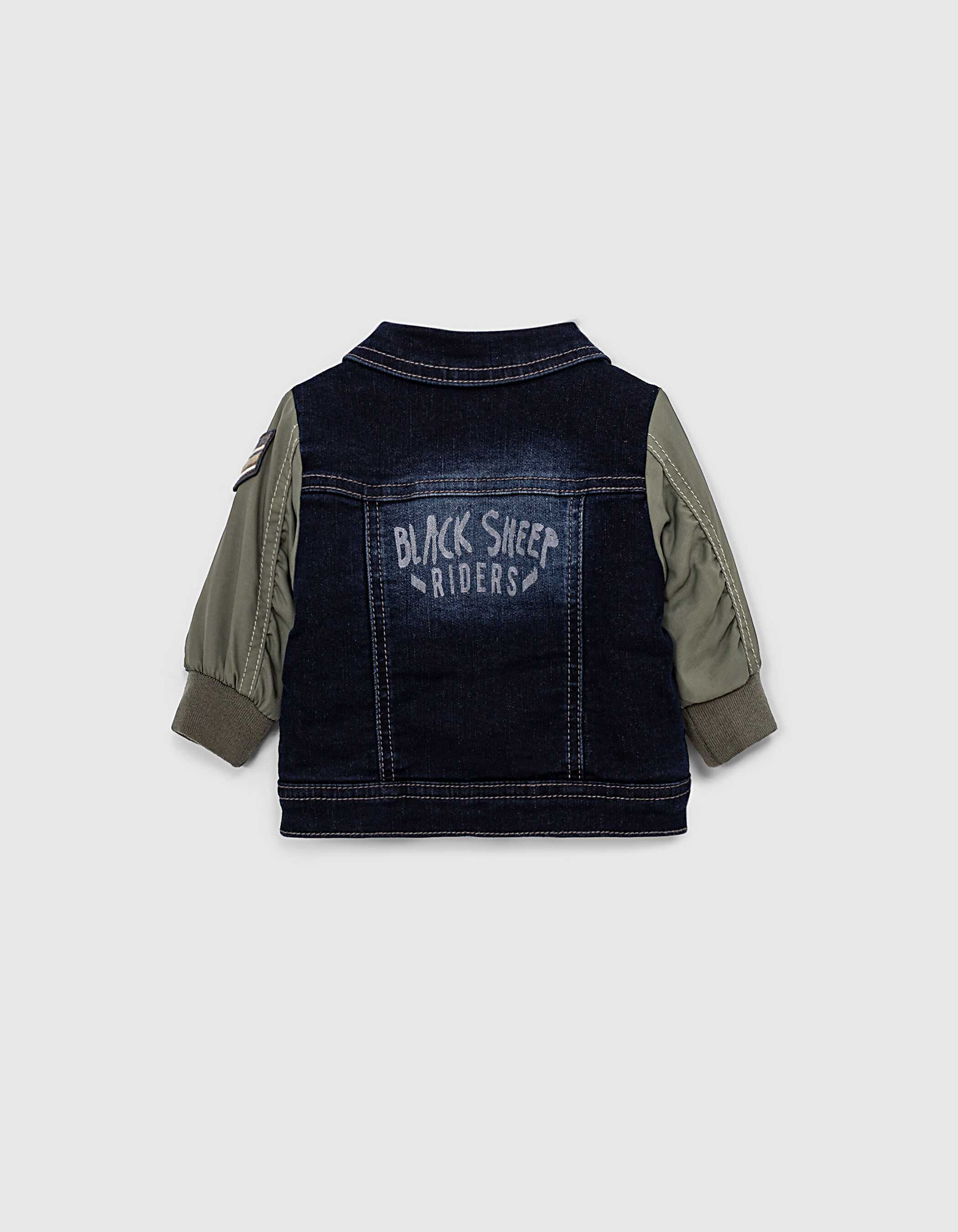 Chaqueta vaquera rinse mangas nailon y capucha bebe nino IKKS