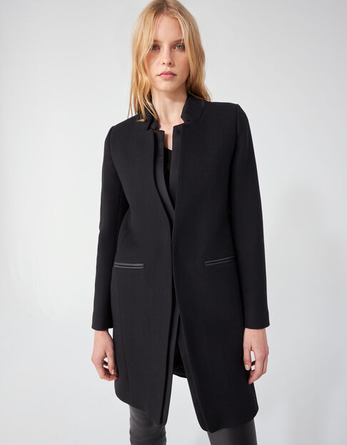 Women’s black collar coat