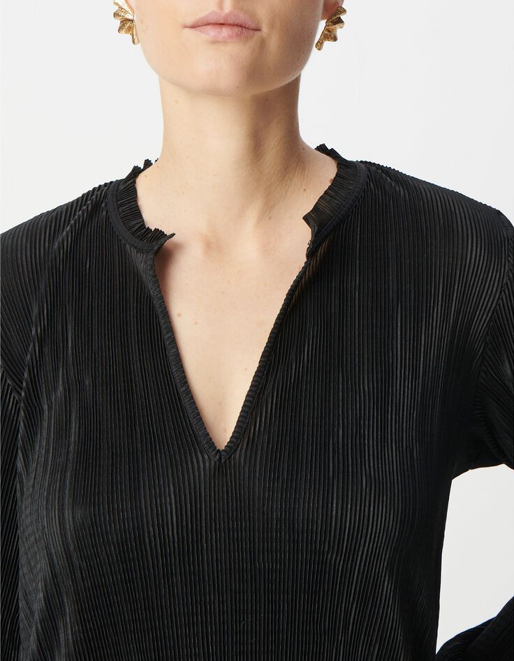 Women's black pleated collared blouse-4 Women's black pleated collared blouse-4