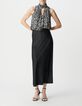 Top negro de mujer con estampado floral minimalista LENZING&trade; ECOVERO&trade;.-1
