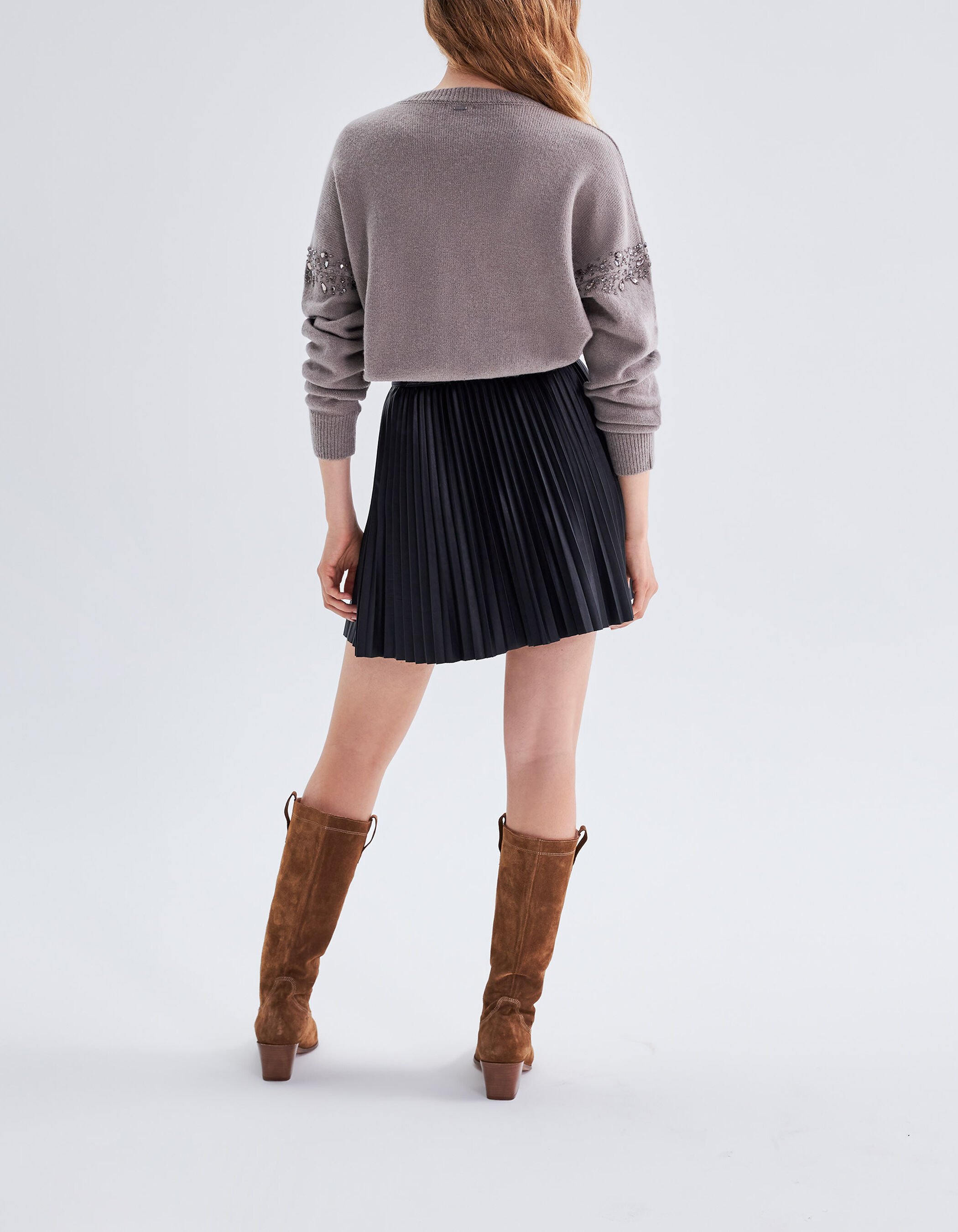 Jupe courte et plissee synonyme store