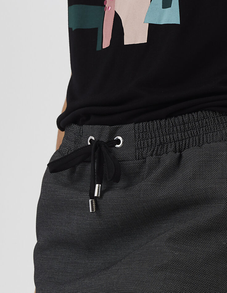 Falda corta negra jacquard con galones laterales I.Code-5 Falda corta negra jacquard con galones laterales I.Code-5