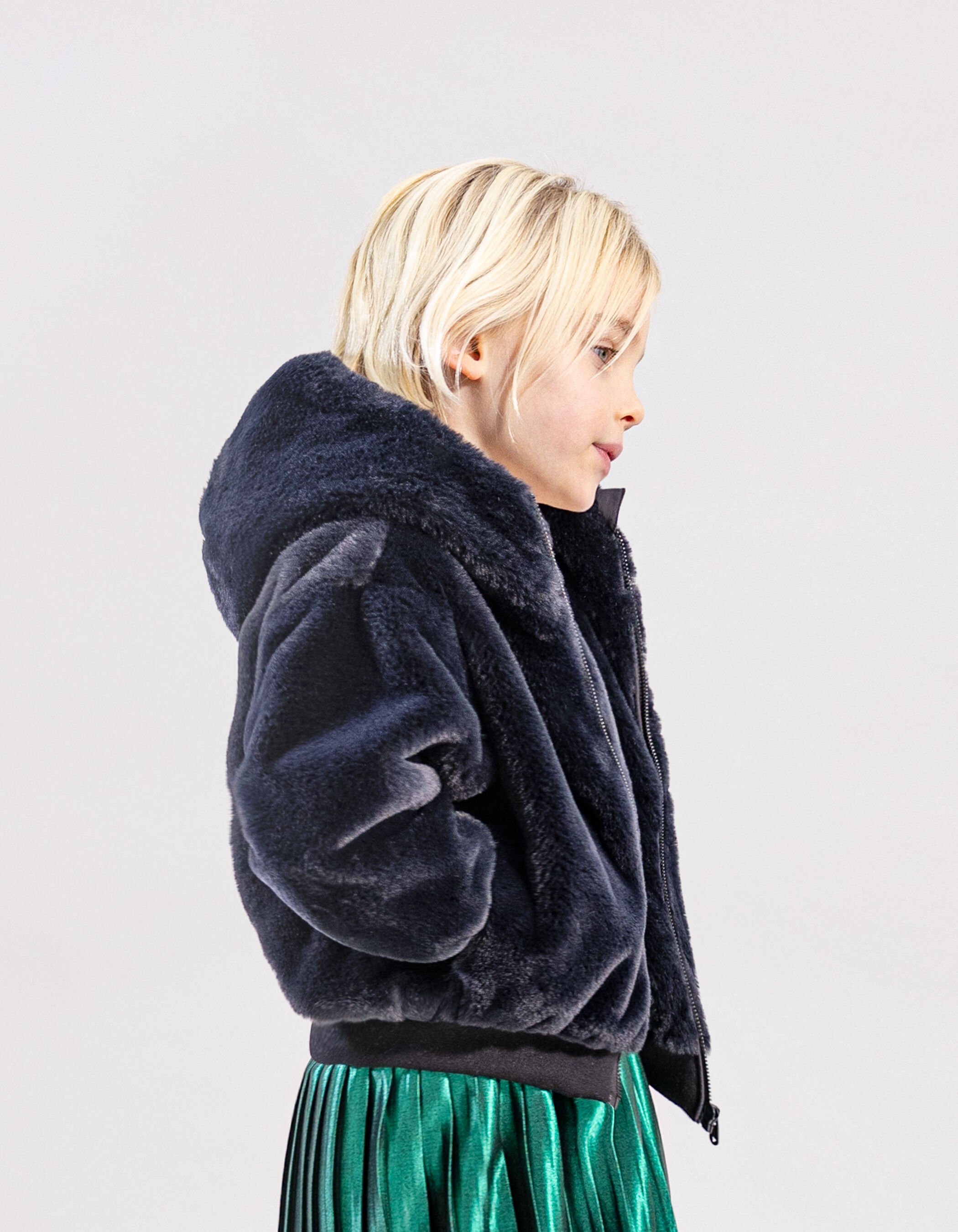 Veste noire a capuche sherpa maxi chevrons dos fille IKKS