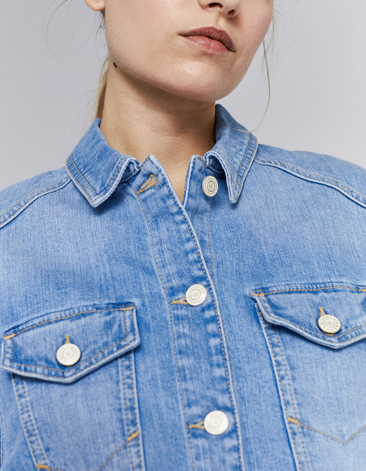 Veste oversize en jean détail épaulettes et poches femme-4