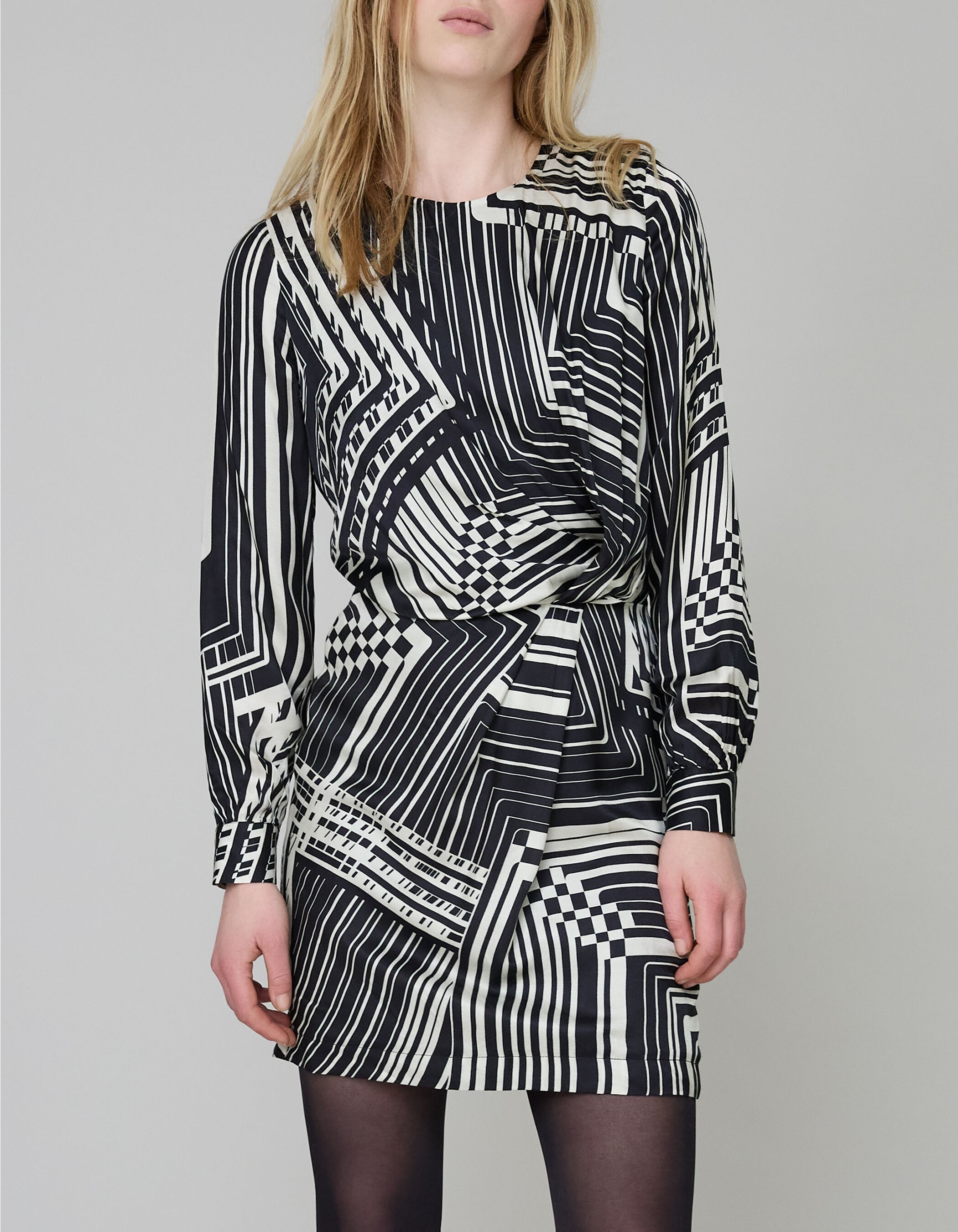 neru design kozara BRUNT LILY BLACK 2枚 neru design kozara BRUNT LILY BLACK 2枚 neru design kozara