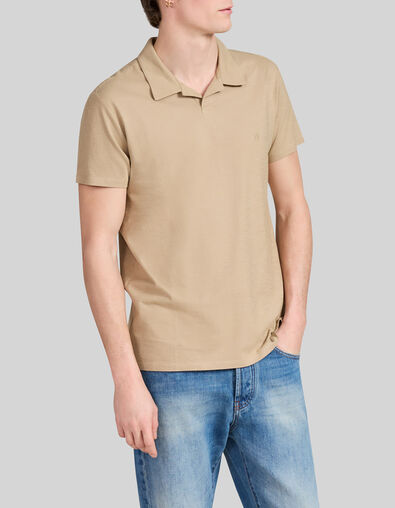 Polo beige algod&oacute;n org&aacute;nico flameado hombre - IKKS