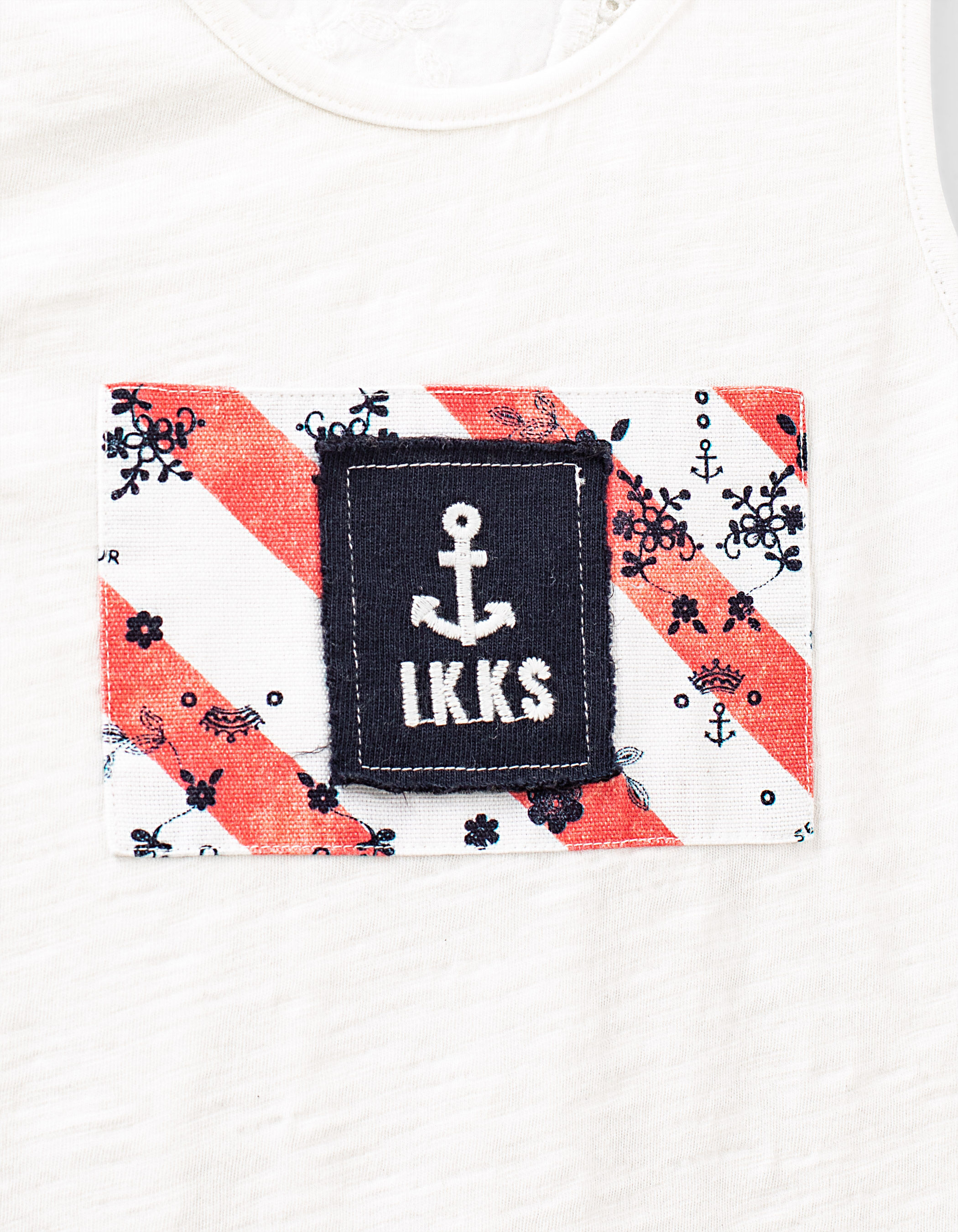 D bardeur blanc cass drapeau et broderie anglaise fille