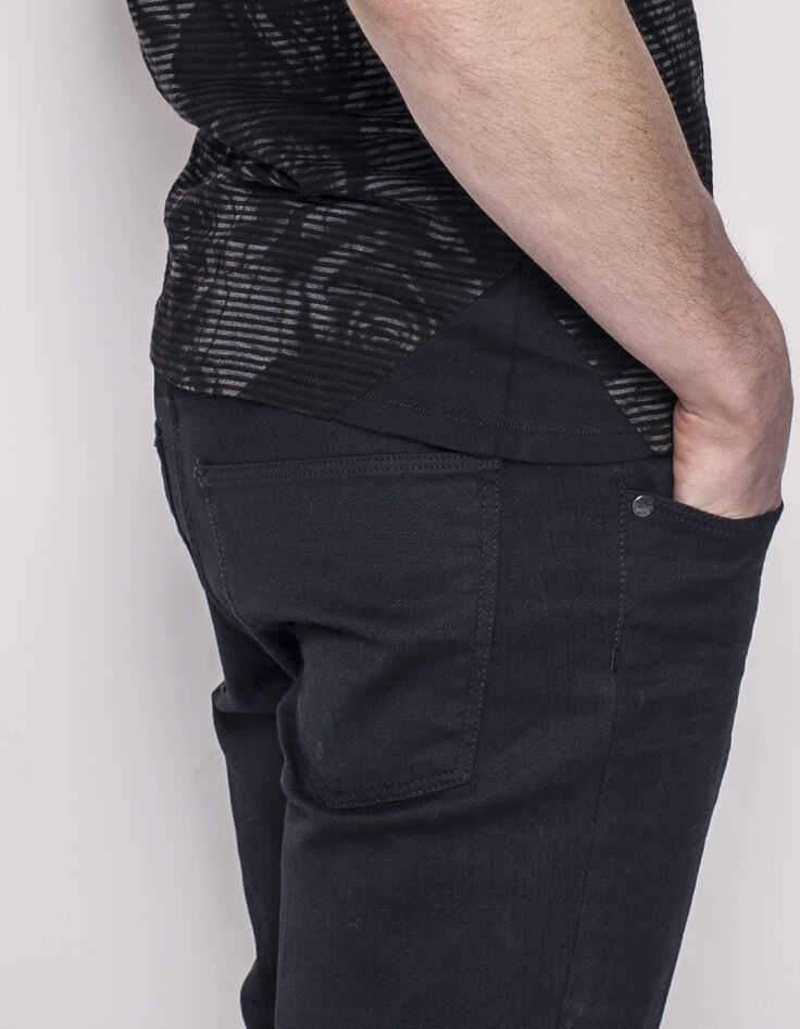 Schwarzes T-Shirt-4