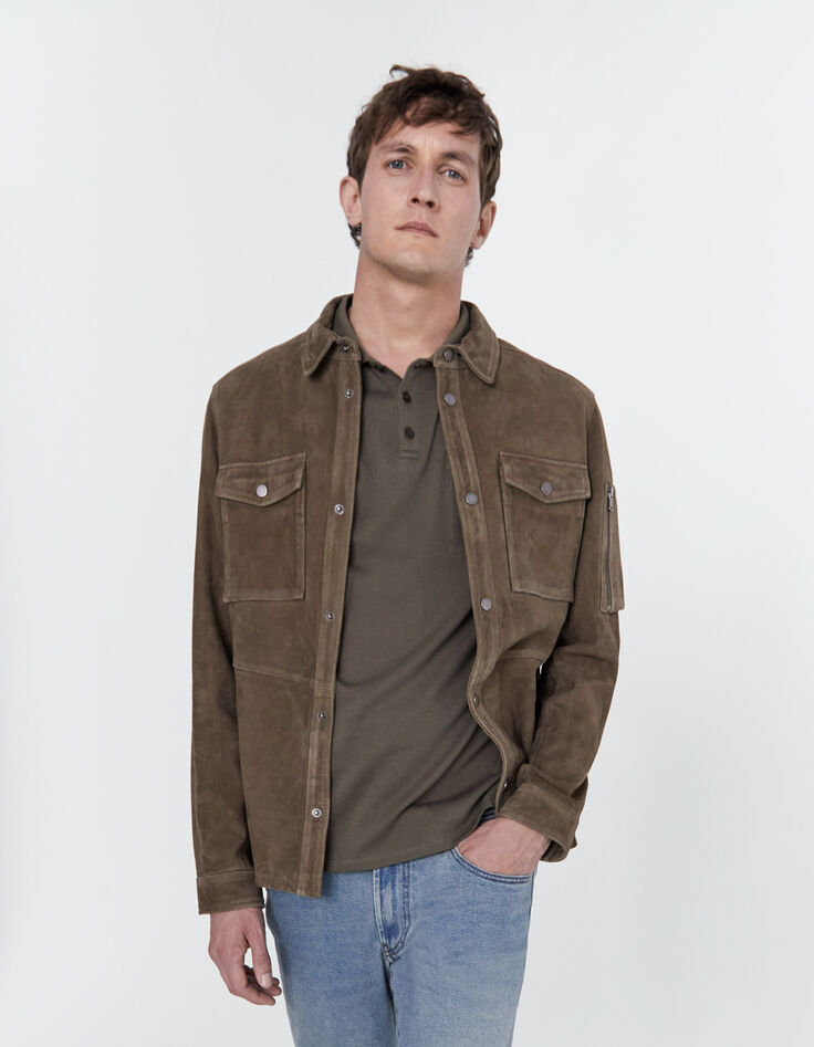 Sobrecamisa caqui ante Hombre-2