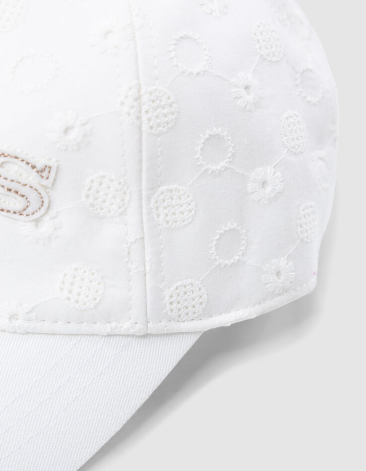 White cap with tone-on-tone embroidery for girl-9