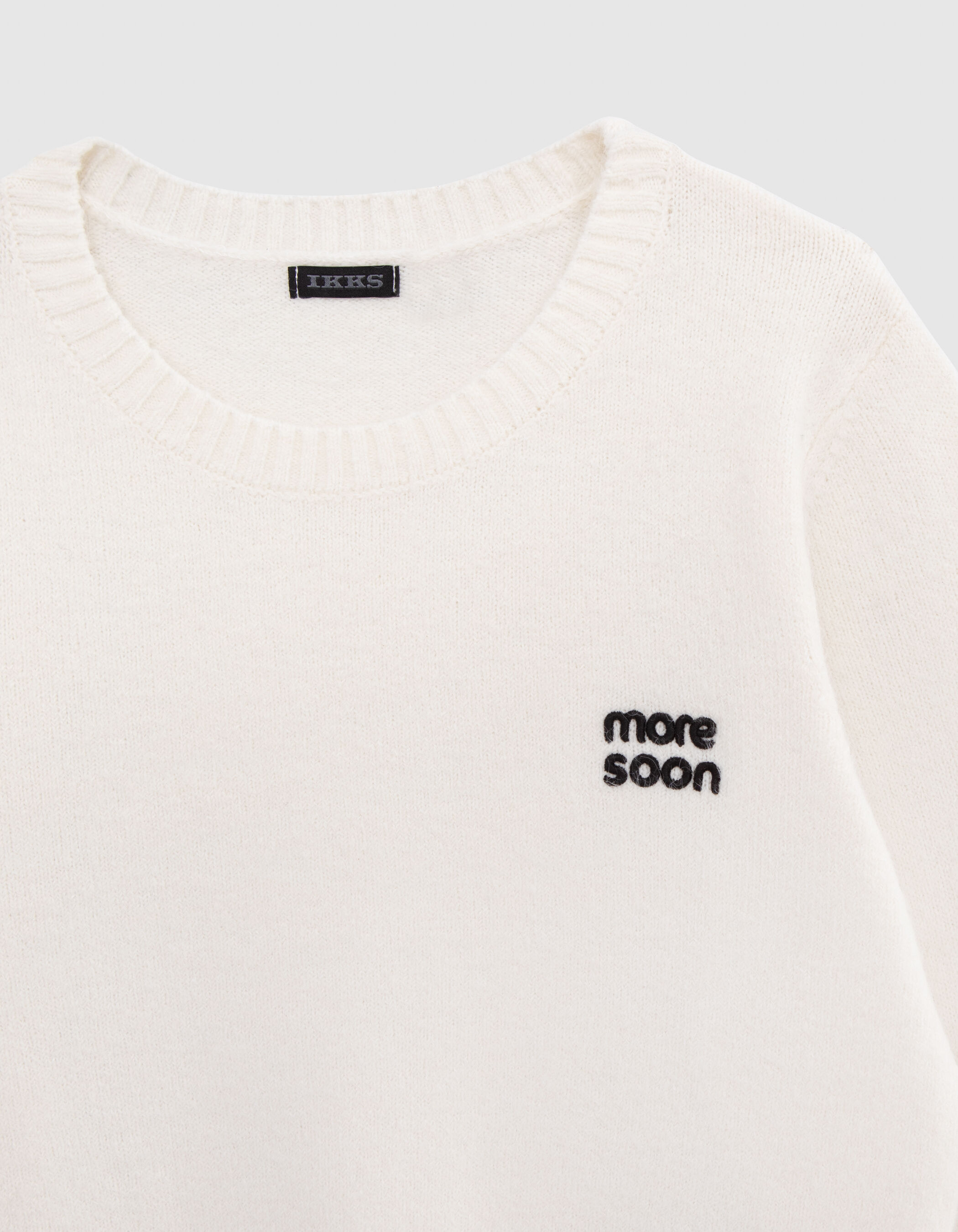 Pull ecru tricot cropped broderie message fille IKKS