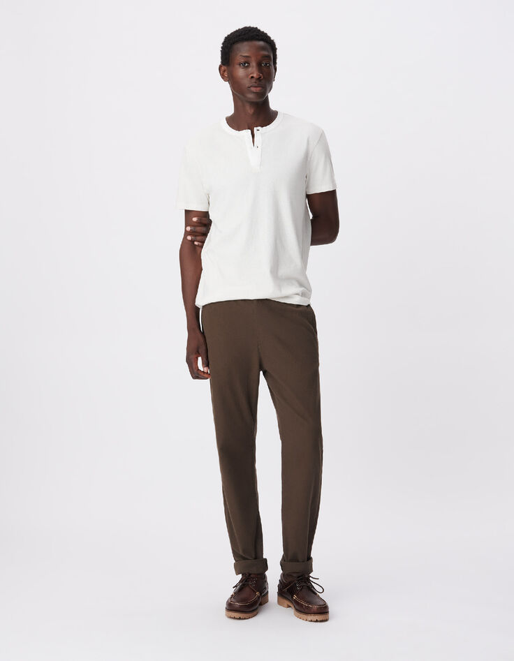 Heren-T-shirt met witte tuniekkraag-1
