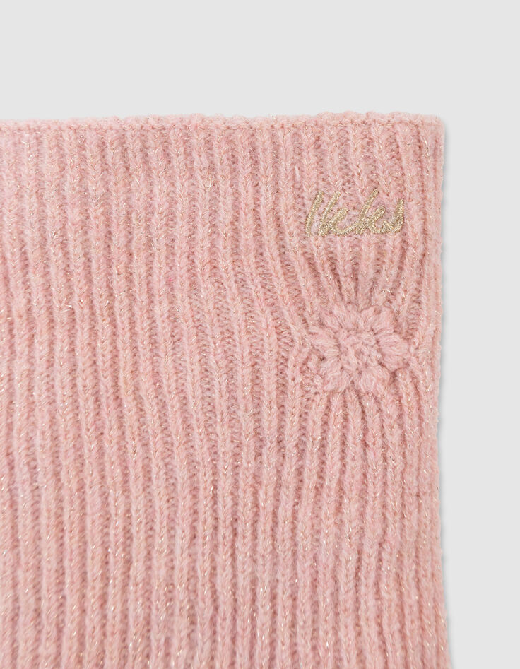 Rosa Mädchensnood aus Glitzerstrick mit Blumenstick-2