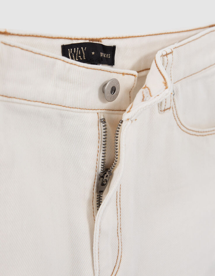 Weiße MOM-Mädchenjeans aus Upcycling-Stoff mit Fransen-2
