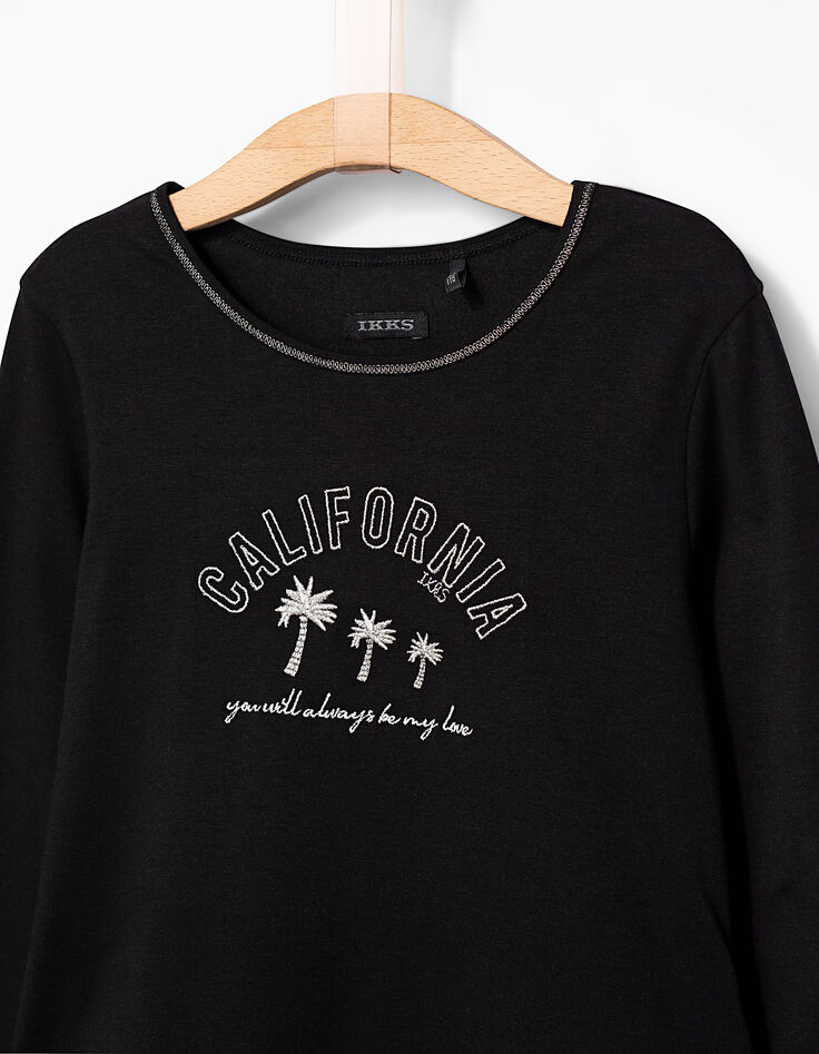 Camiseta negra detrás estampado corazones niña-4