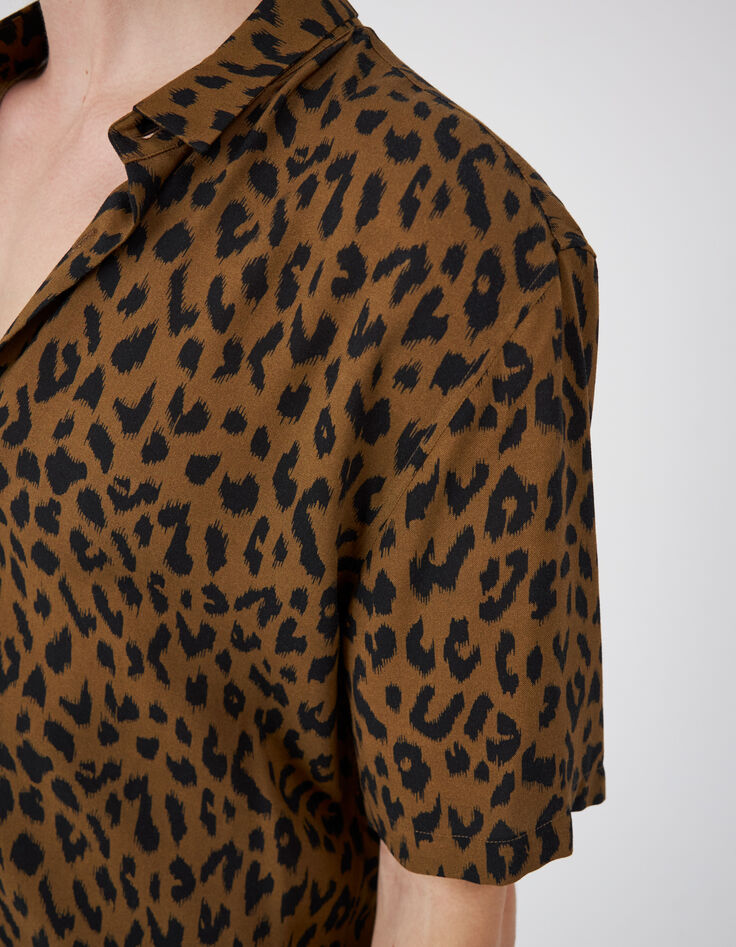 Gew&uuml;rzbraunes REGULAR-Herrenhemd mit Leopardenprint-3