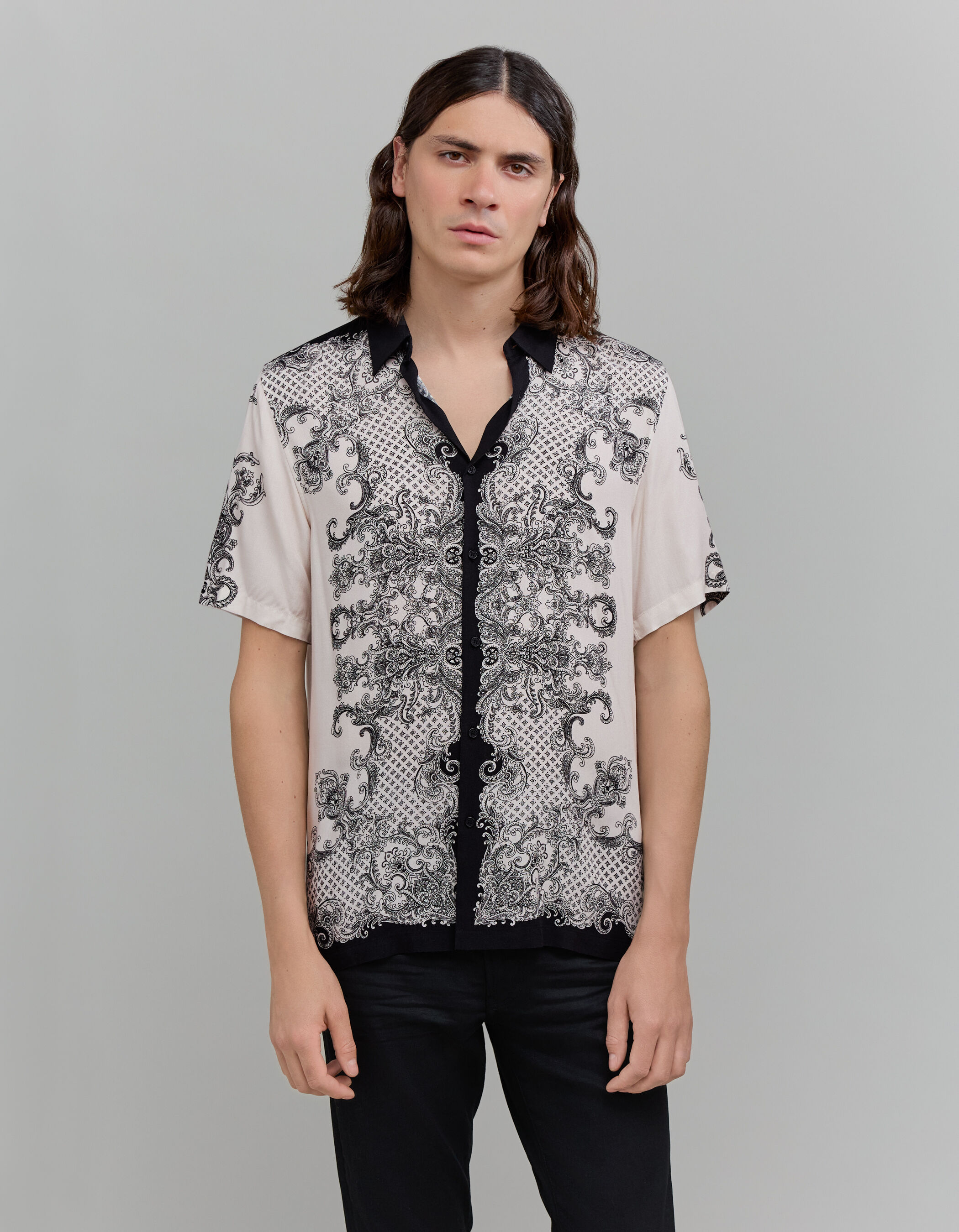 Chemise REGULAR noire motif baroque Homme IKKS