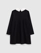 Schwarzes M&auml;dchenkleid mit Bubikragen und Plisseer&uuml;cken-3