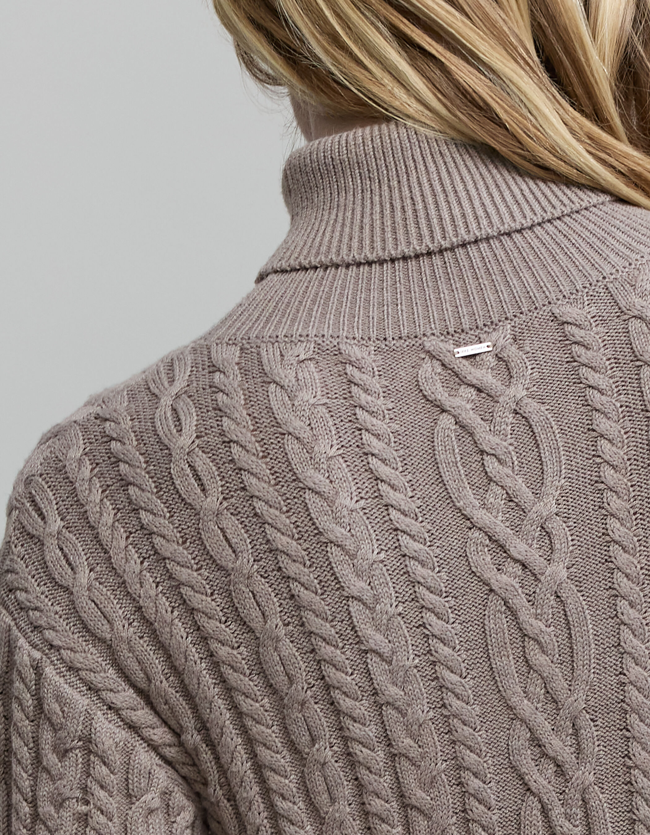 Robe pull midi sesame tricot avec torsades Femme IKKS