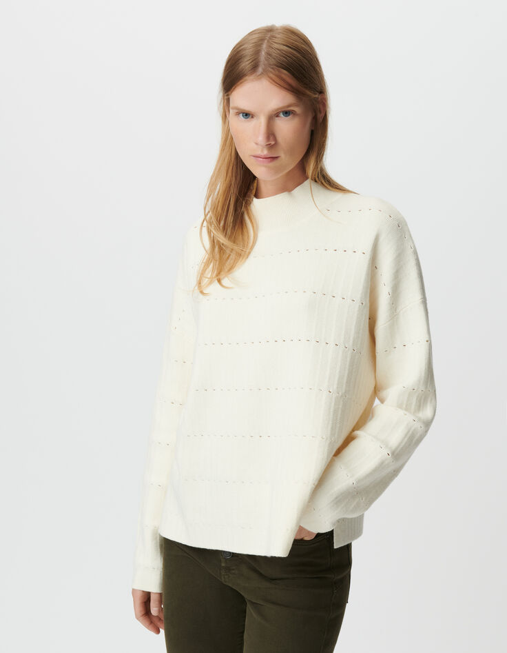 Weißer Damen-Pullover mit Lochmuster-3