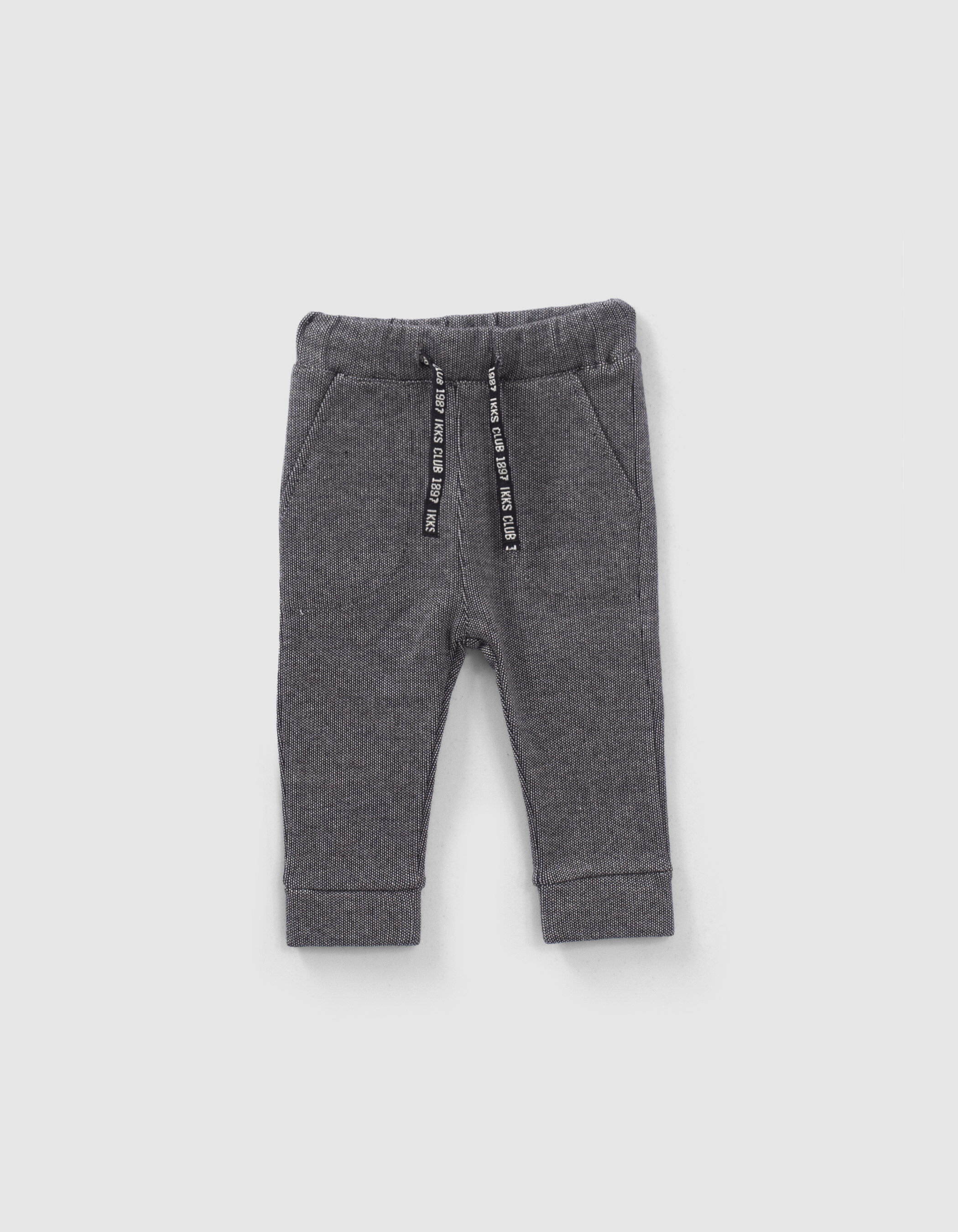 Ensemble jogging gris et tee shirt b b gar on