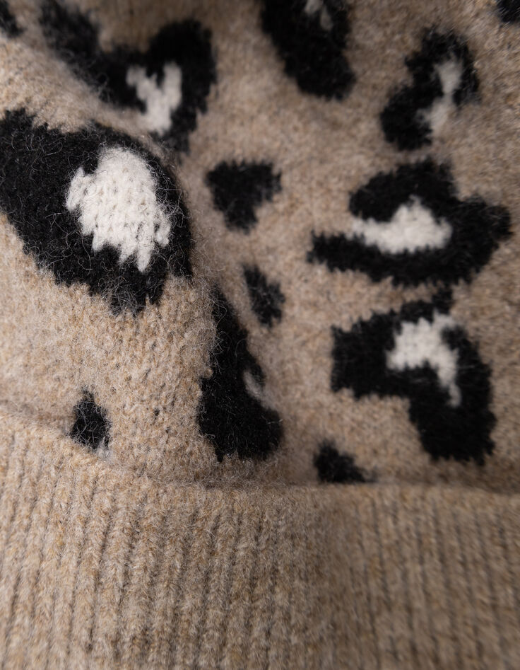 Girls’ beige knit beanie with leopard motif-8 Girls’ beige knit beanie with leopard motif-8