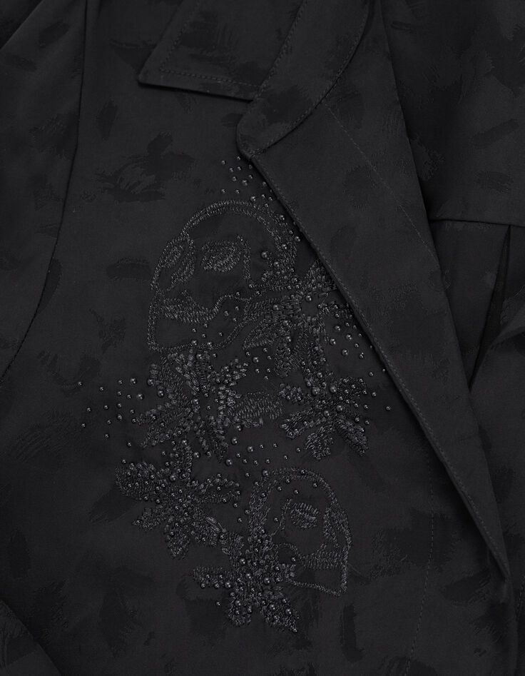 Schwarzes Jacquard-kleid mit kunstvollen Stickereimotiven-7