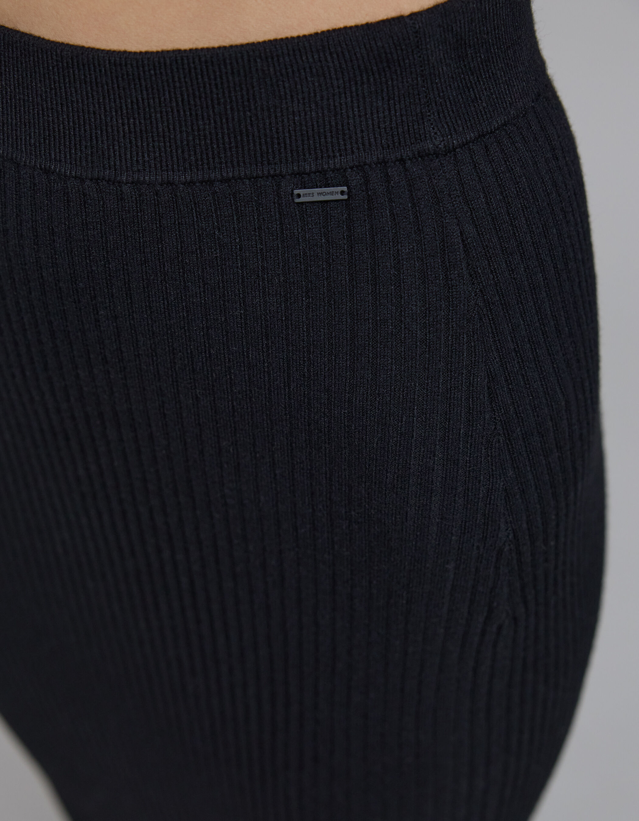 Jupe tube noire tricot cotele Femme IKKS