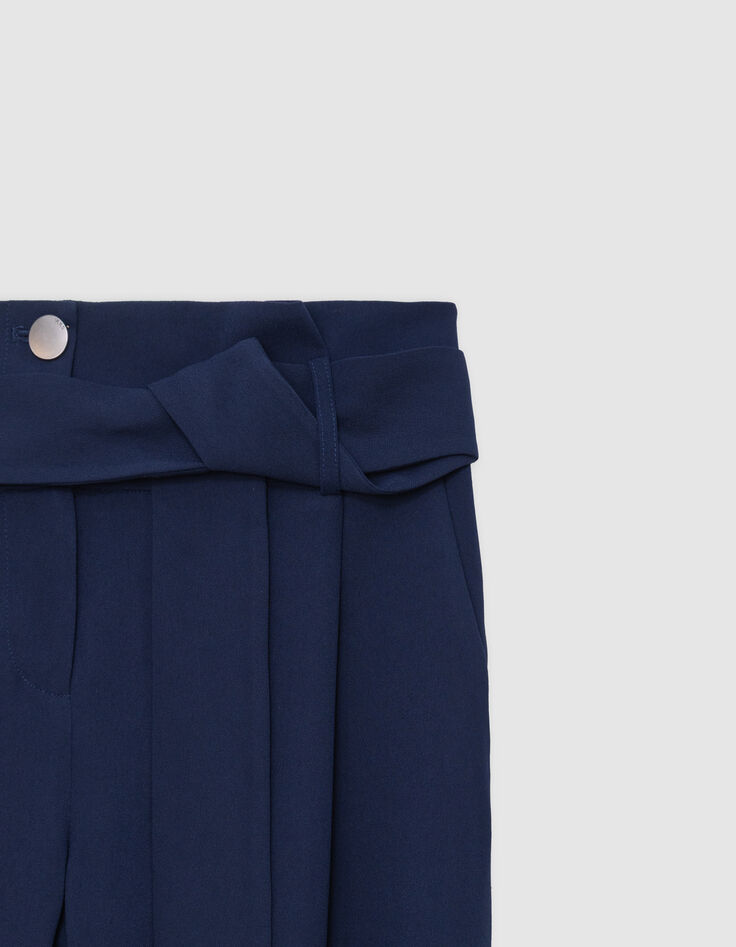 Marineblaue Hose mit hohem Bund und Gürtel-3