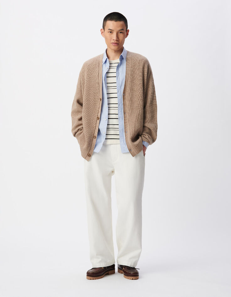 Cardigan beige tricot boutonn&eacute; encolure V Homme-3