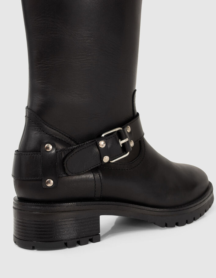 bottes crantées