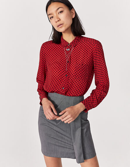 Women’s black and red all-over heart print shirt