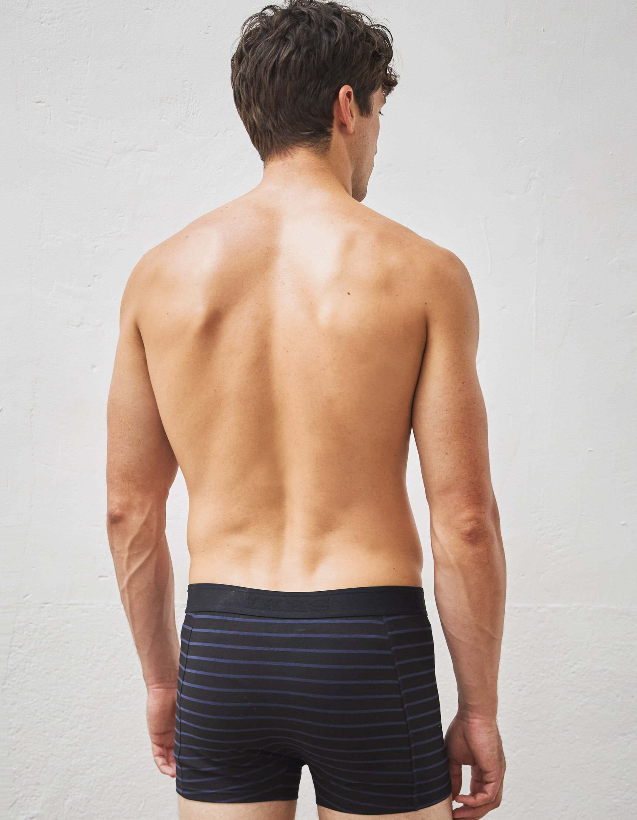 Hombres en boxer azul best sale