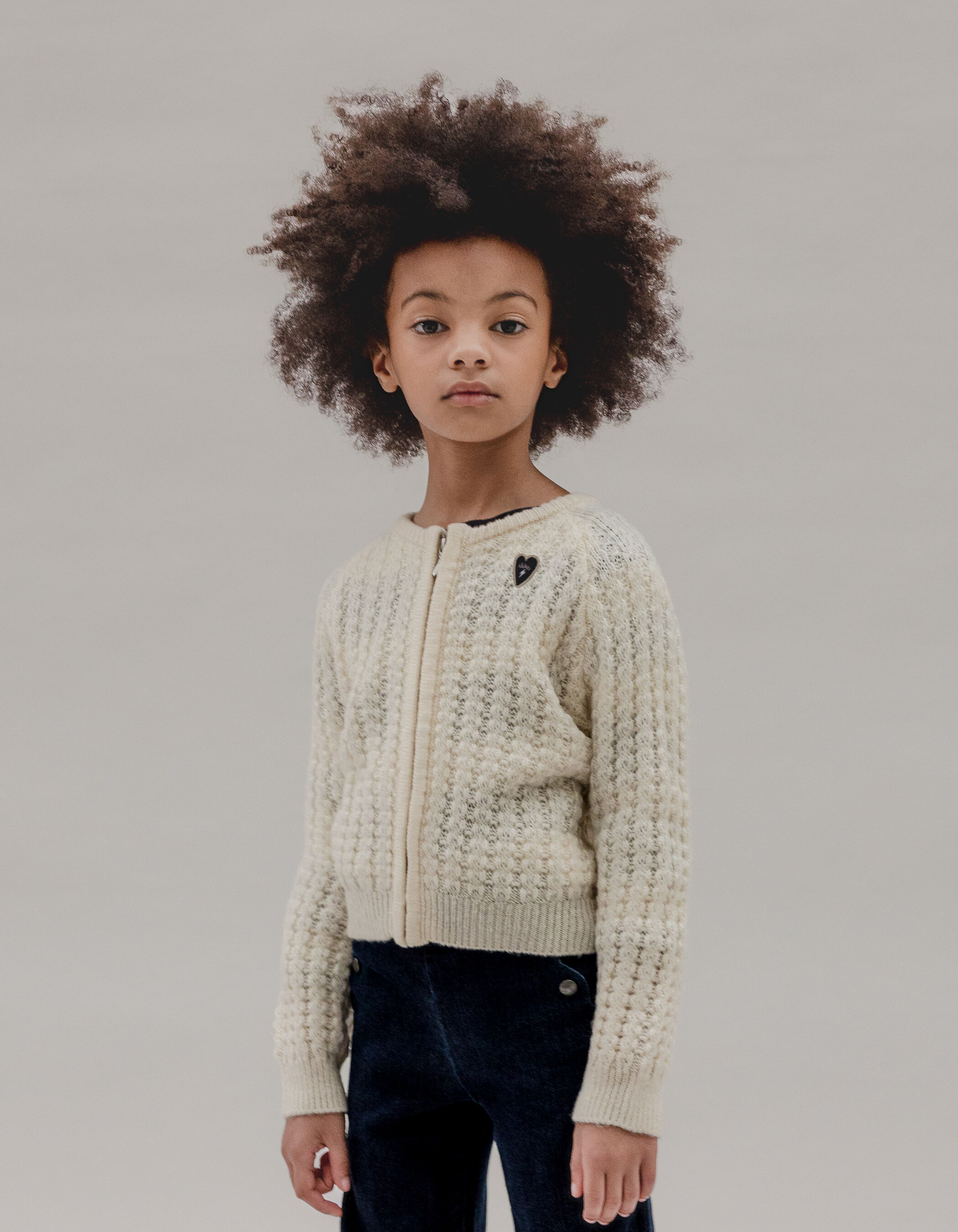 Cardigan écru zippé tricot fantaisie ajouré fille