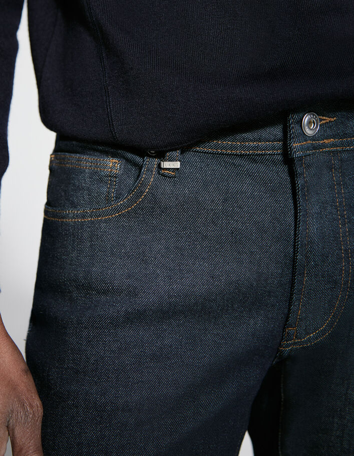  image number 3