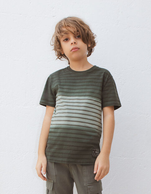 Kaki T-shirt strepenmotief op deep dye-effect jongens - IKKS