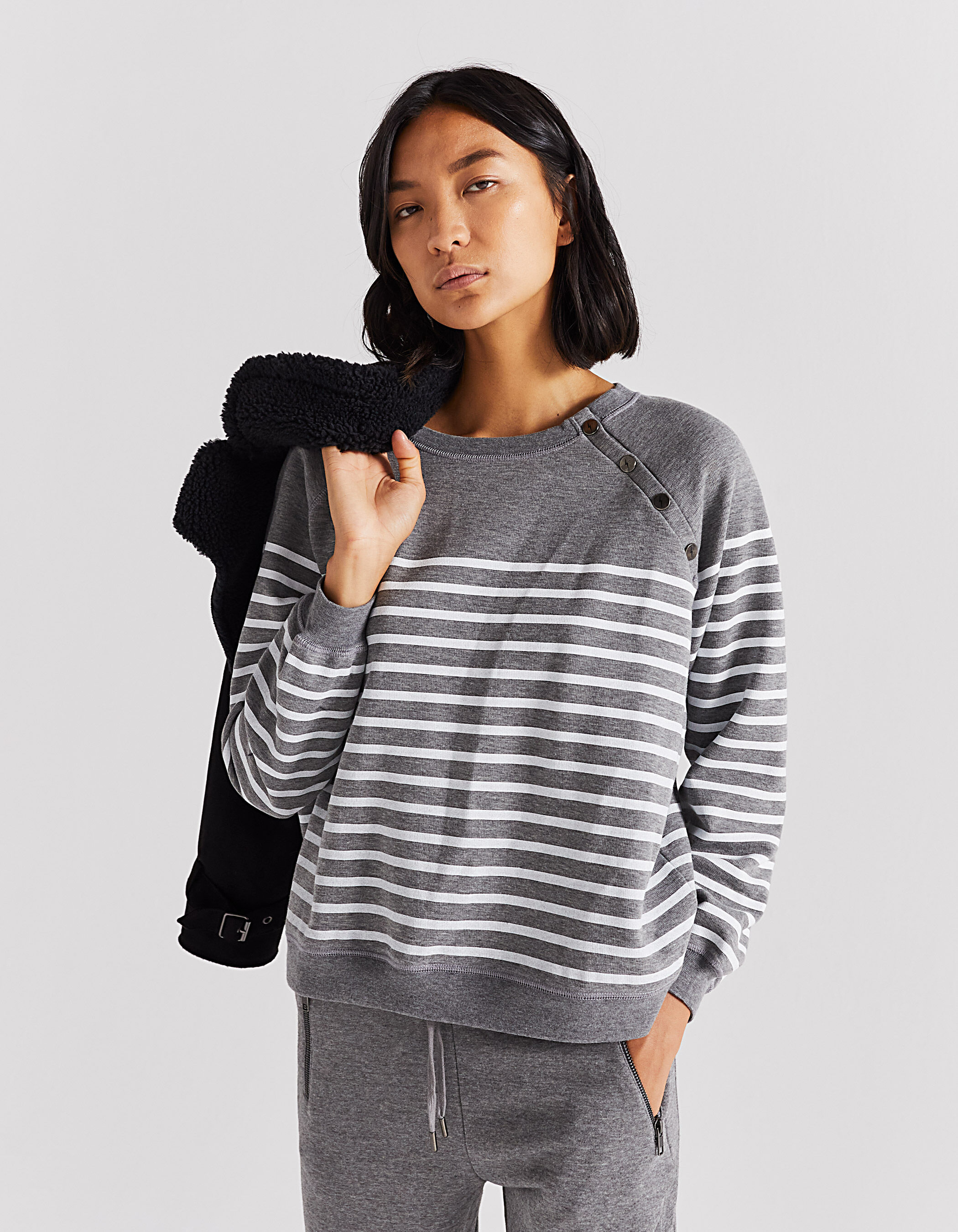 Sudadera holgada manga larga marinera gris oscuro mujer