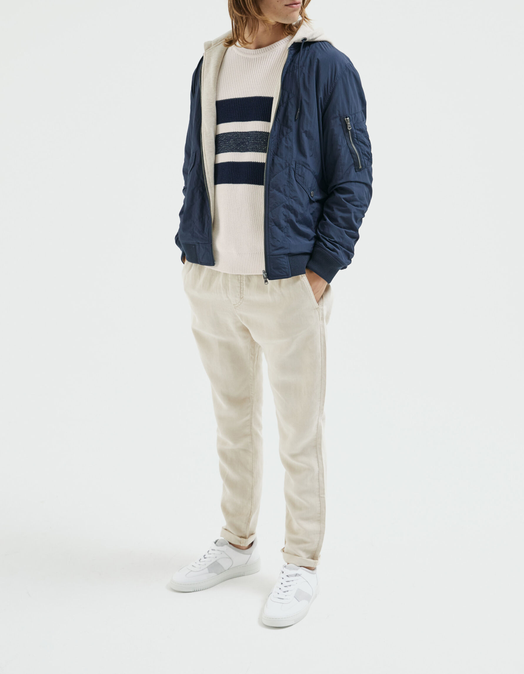 Pull sales ikks homme