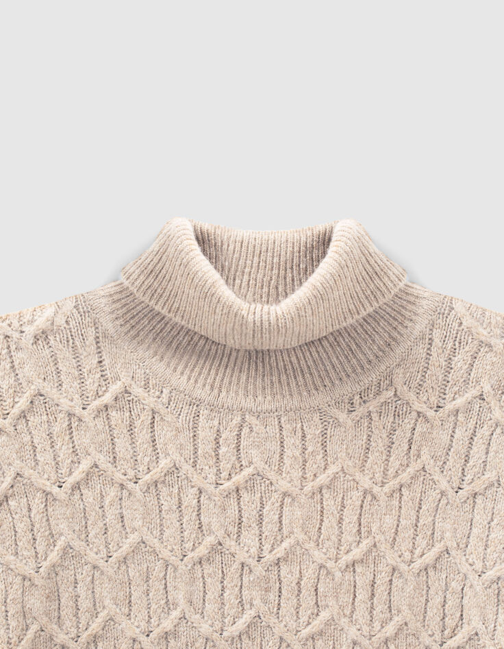 Men&rsquo;s concrete sweater with cable stitch on front-2
