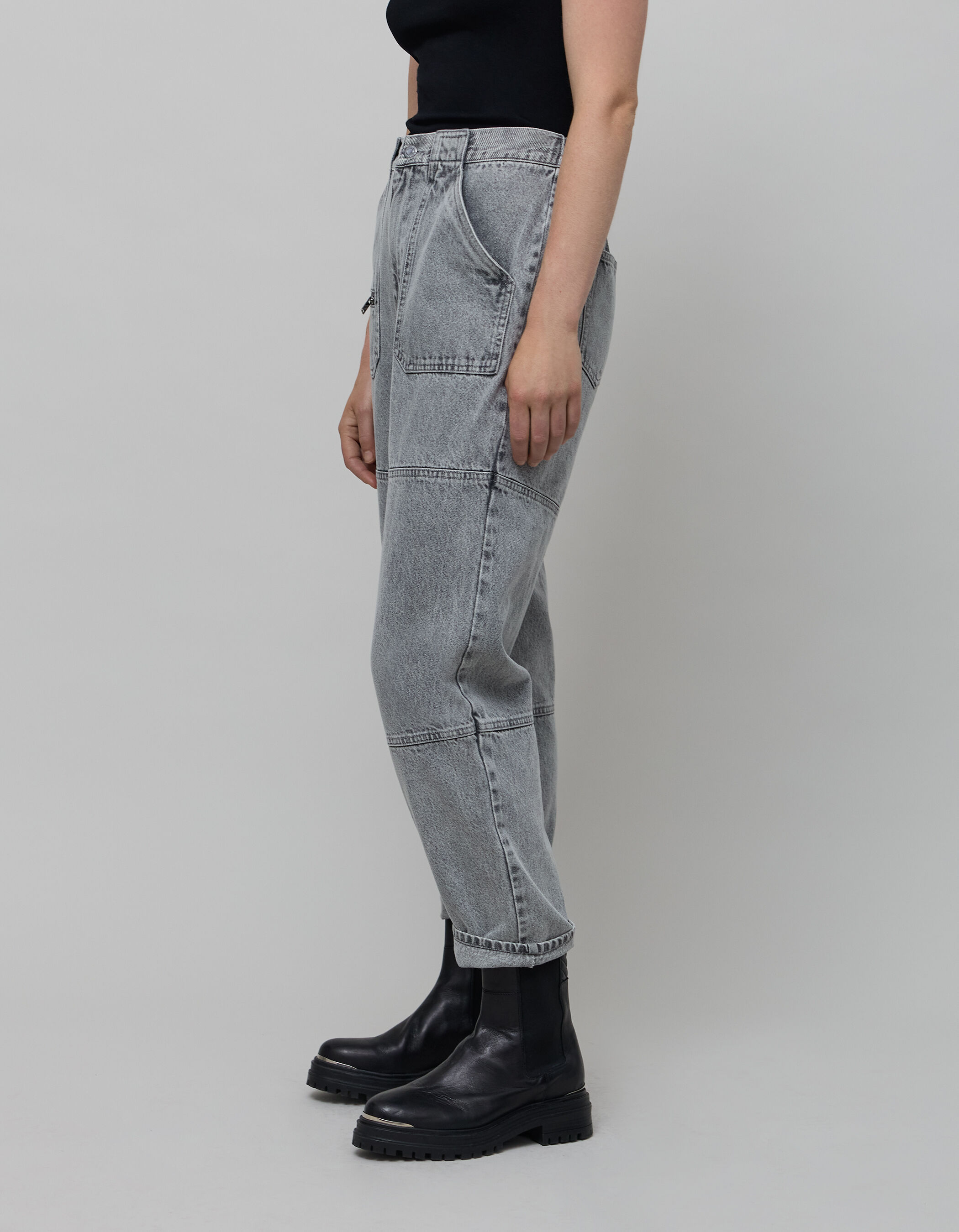 Women s high waisted grey straight jeans with pocket zip IKKS
