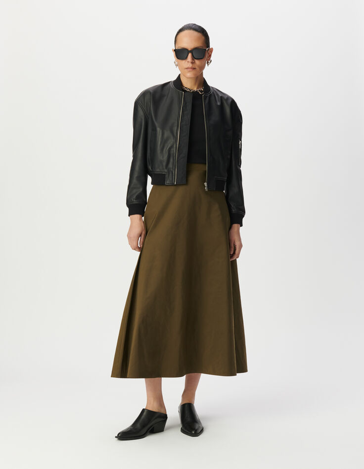 Schwarze Oversize-Damenbomberjacke aus Leder-1