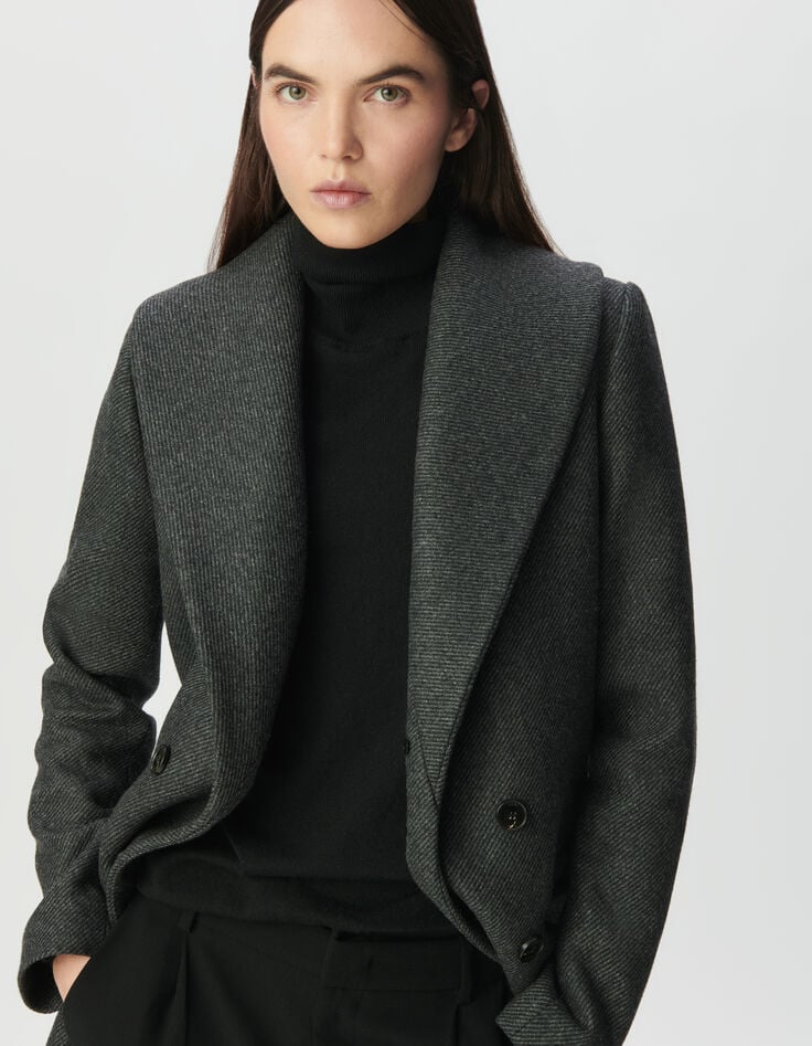 Women’s grey straight coat, detachable black fur collar-8