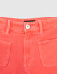 Short en jean rouge upcyclé poches plaquées fille-2