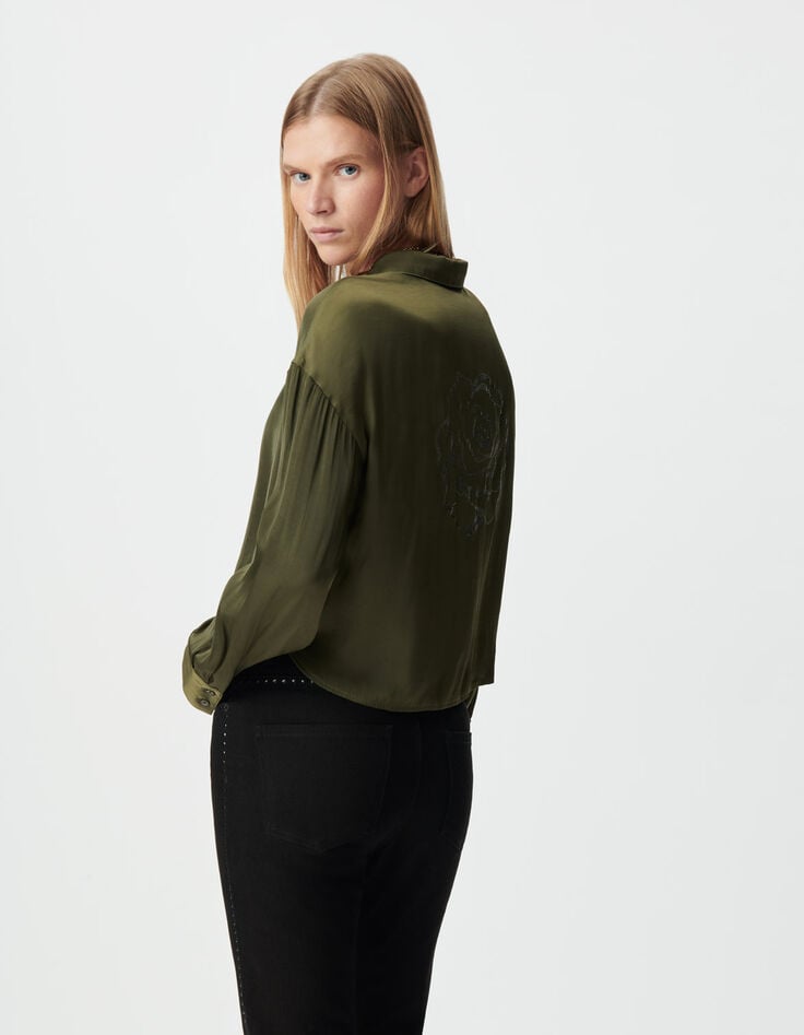 Kaki vloeiend overhemd lange mouw cropped Dames-3 Kaki vloeiend overhemd lange mouw cropped Dames-3